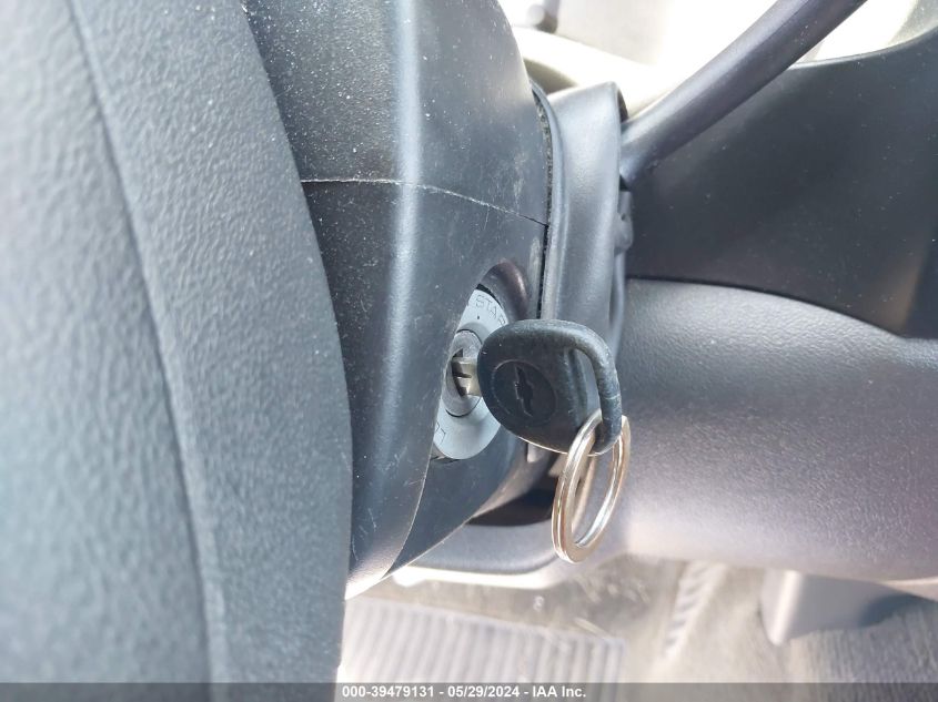 2004 Chevrolet Colorado Ls VIN: 1GCDT196X48144555 Lot: 39479131