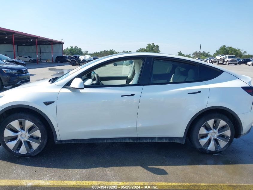 2021 Tesla Model Y Long Range Dual Motor All-Wheel Drive VIN: 5YJYGDEE5MF299857 Lot: 39479292