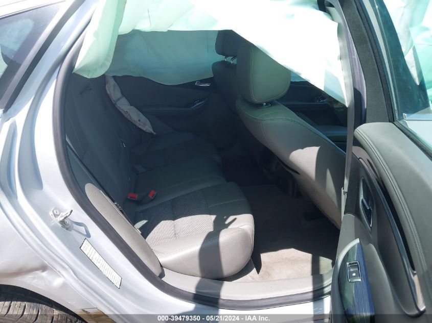 2018 Chevrolet Impala 1Lt VIN: 1G1105SA0JU132332 Lot: 39479350