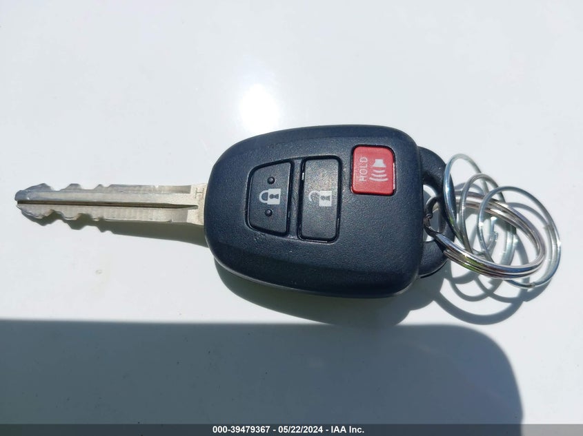 2017 TOYOTA RAV4 LE - JTMZFREVXHJ706218