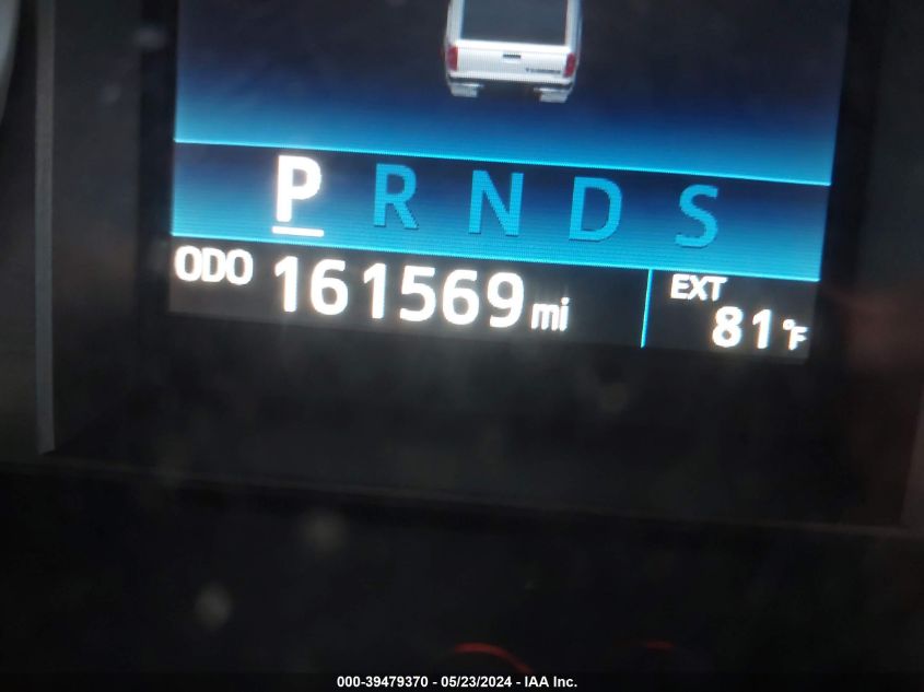 2017 Toyota Tundra Sr5 4.6L V8 VIN: 5TFEM5F13HX114424 Lot: 39479370