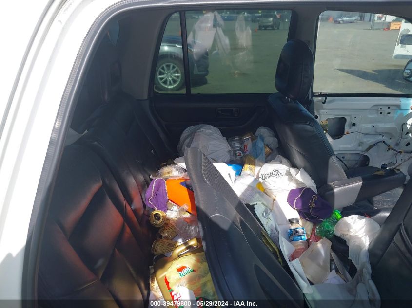 2000 Honda Cr-V Lx VIN: JHLRD2844YS001587 Lot: 39479800