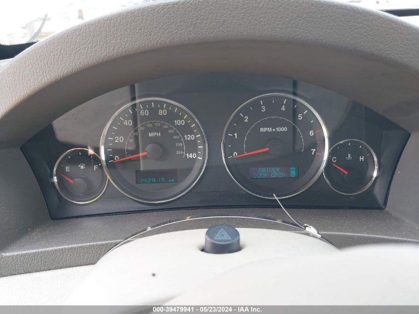 2007 Jeep Grand Cherokee Limited VIN: 1J8HR58217C590349 Lot: 39479941