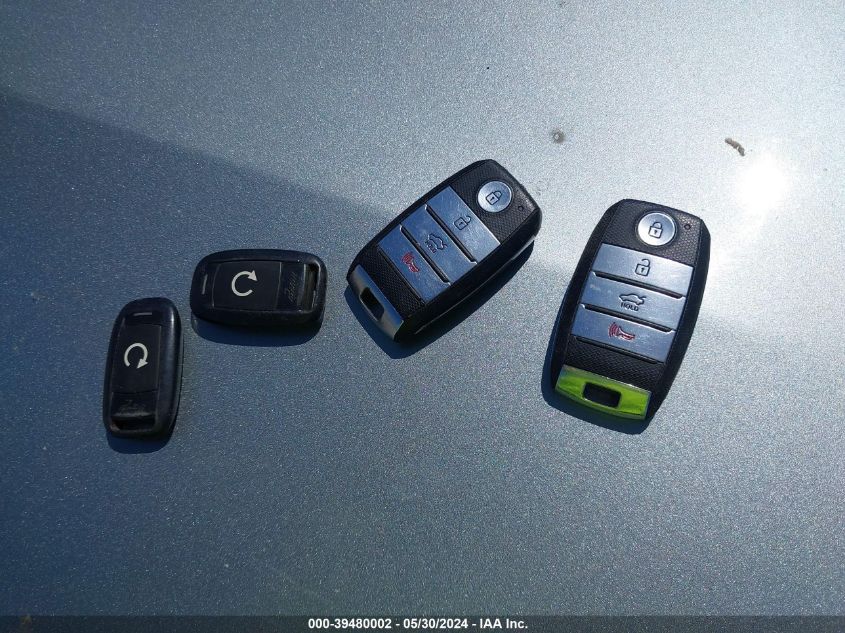 2017 Kia Optima Plug-In Hybrid Ex VIN: KNAGV4LD3H5009731 Lot: 39480002