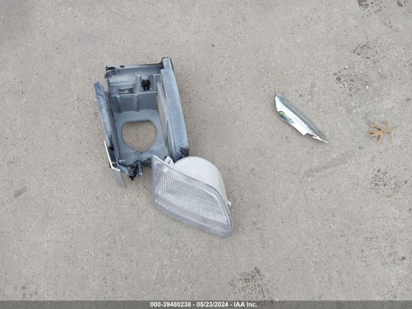 2001 Ford F-150 King Ranch Edition/Lariat/Xlt VIN: 1FTRW08L31KA90920 Lot: 39480238