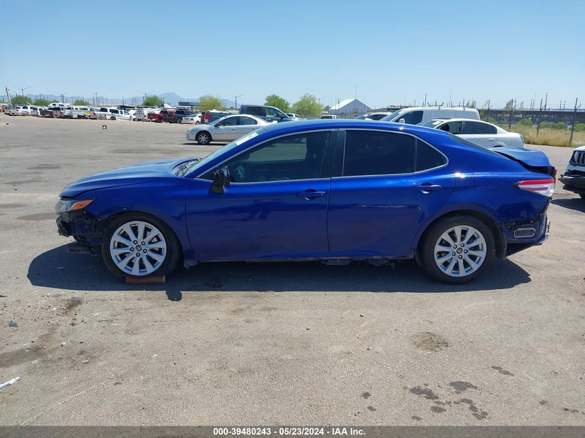 2018 Toyota Camry Le VIN: JTNB11HK1J3048717 Lot: 39480243