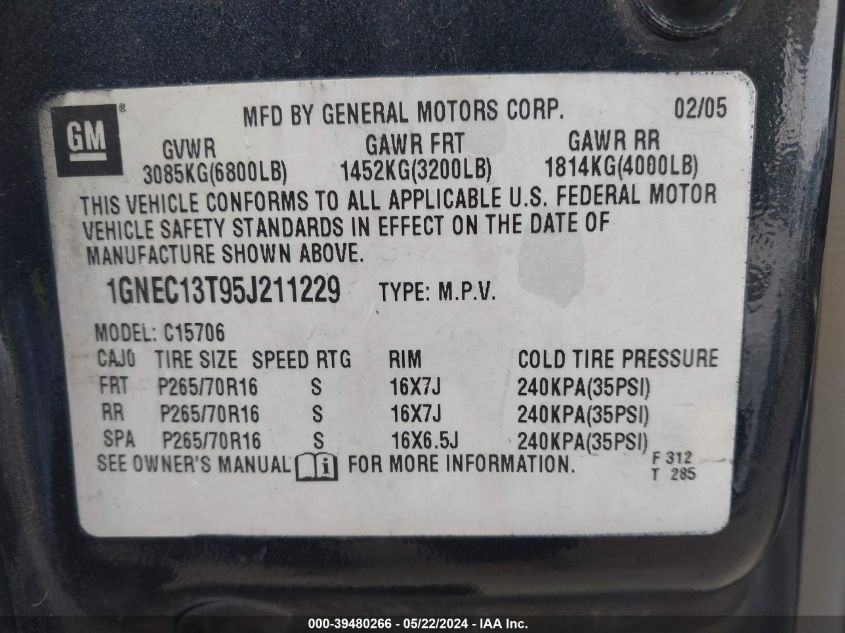 2005 Chevrolet Tahoe Ls VIN: 1GNEC13T95J211229 Lot: 39480266