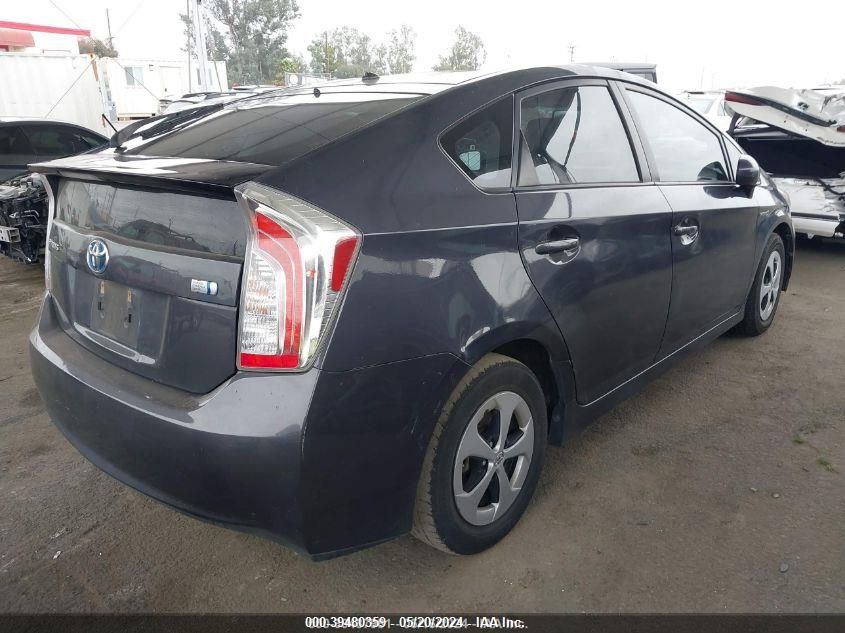 2015 Toyota Prius Two VIN: JTDKN3DU5F1995791 Lot: 39480359