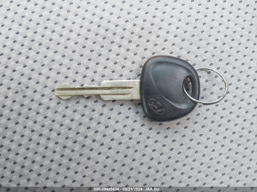 2008 Hyundai Accent Gls VIN: KMHCN46C88U182683 Lot: 39480436