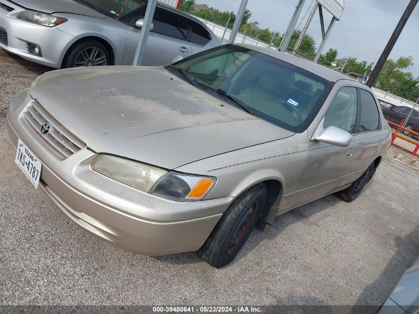 1998 Toyota Camry Le VIN: JT2BG22K5W0187168 Lot: 40778545