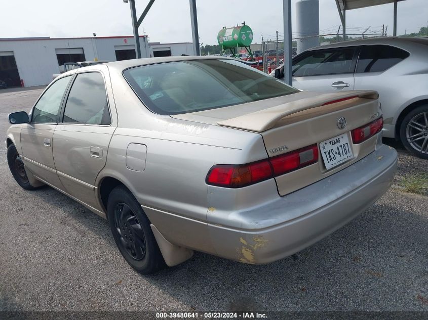 1998 Toyota Camry Le VIN: JT2BG22K5W0187168 Lot: 40778545