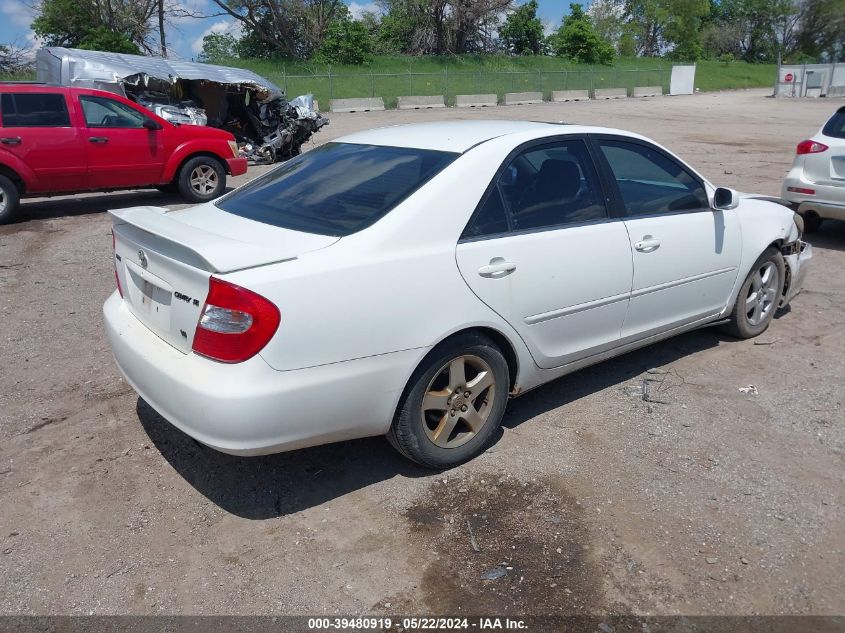 2002 Toyota Camry Se V6 VIN: 4T1BF32K92U015207 Lot: 39480919