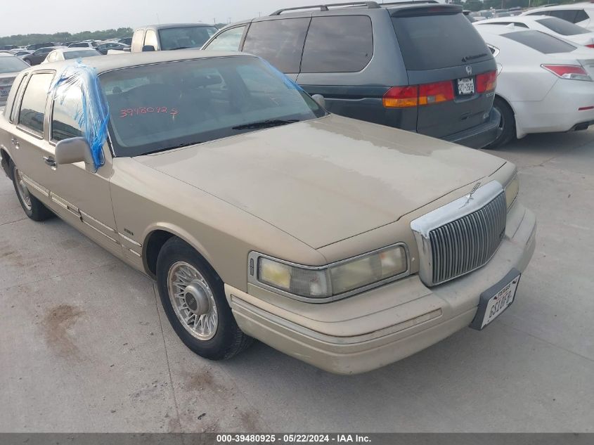 1996 Lincoln Town Car Executive VIN: 1LNLM81WXTY620908 Lot: 39480925