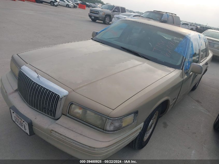 1996 Lincoln Town Car Executive VIN: 1LNLM81WXTY620908 Lot: 39480925