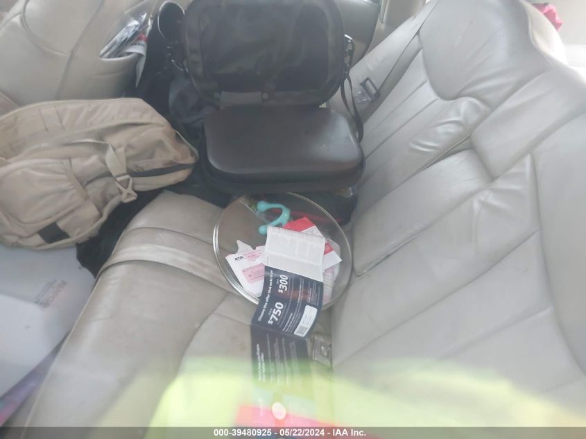 1996 Lincoln Town Car Executive VIN: 1LNLM81WXTY620908 Lot: 39480925