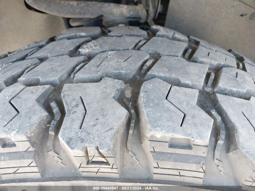 2014 Toyota Tacoma Prerunner V6 VIN: 5TFJU4GN0EX060330 Lot: 39480947