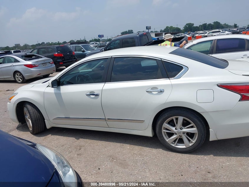 2015 Nissan Altima 2.5 Sv VIN: 1N4AL3AP8FC154414 Lot: 39480996