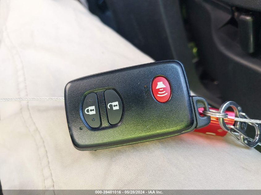 2015 Toyota Prius Two VIN: JTDKN3DU3F0459301 Lot: 39481016