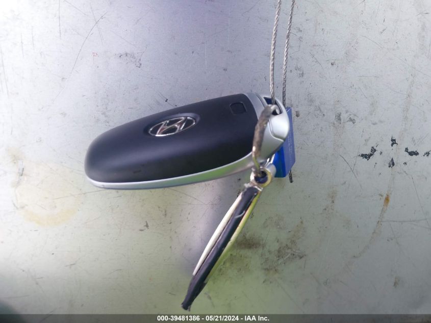 VIN 5NMJB3AE9NH110059 2022 HYUNDAI TUCSON SEL