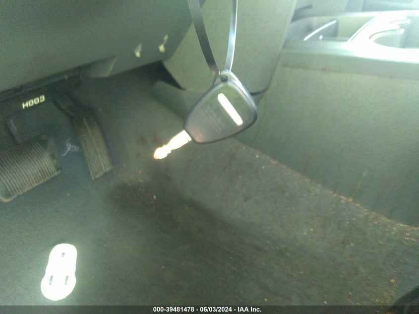 2008 Dodge Ram 1500 Slt VIN: 1D7HU18208J215201 Lot: 39481478