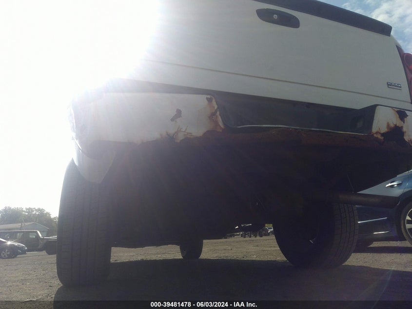 2008 Dodge Ram 1500 Slt VIN: 1D7HU18208J215201 Lot: 39481478