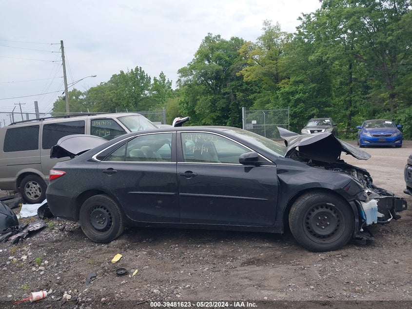 2015 Toyota Camry Le VIN: 4T4BF1FK4FR471934 Lot: 39481623