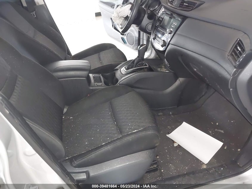 2017 NISSAN ROGUE SV - KNMAT2MT4HP614323