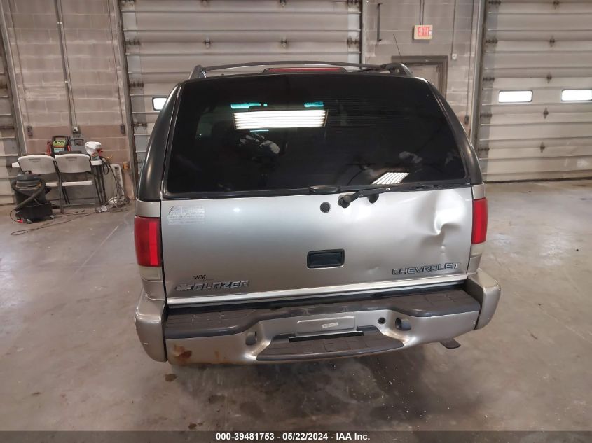 2001 Chevrolet Blazer VIN: 1GNDT13WX12139483 Lot: 39481753