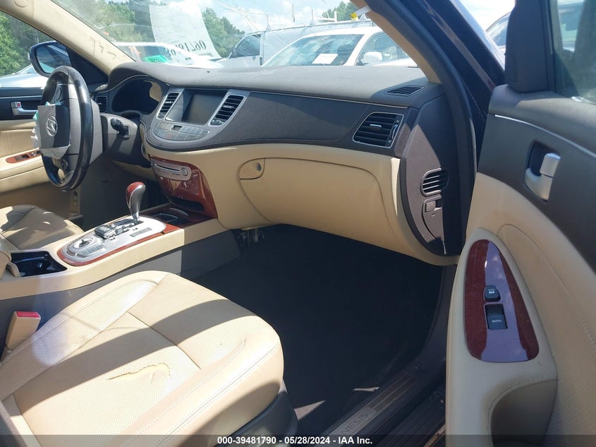 2012 Hyundai Genesis 3.8 VIN: KMHGC4DD3CU173319 Lot: 39481790