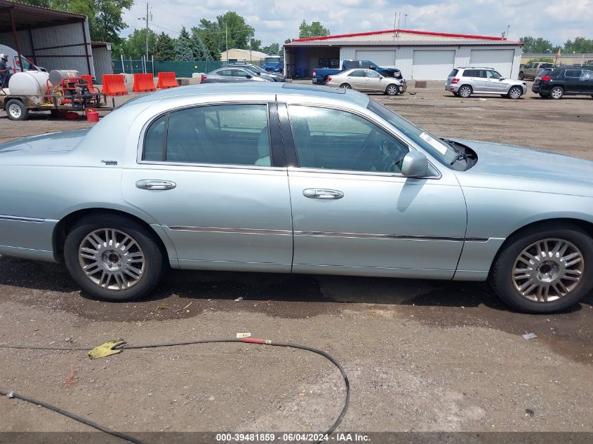 2007 Lincoln Town Car Signature Limited VIN: 1LNHM82W77Y613442 Lot: 39481859