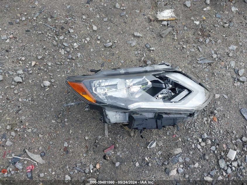 2018 Nissan Rogue Sv VIN: JN8AT2MTXJW487724 Lot: 39481860