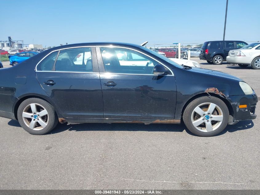 2008 Volkswagen Jetta Se/Sel VIN: 3VWRM71K68M174312 Lot: 39481943