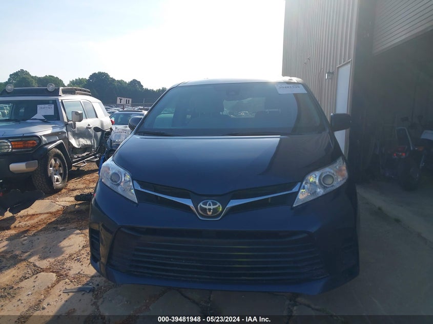 2019 Toyota Sienna Le 8 Passenger VIN: 5TDKZ3DC4KS982703 Lot: 39481948