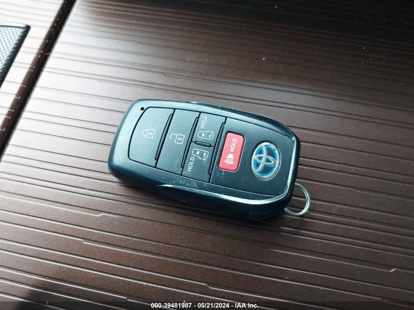 2022 Toyota Sienna Le VIN: 5TDKRKEC0NS117627 Lot: 39481987