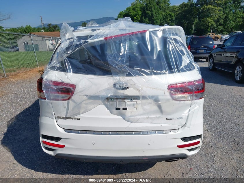 2018 Kia Sorento 3.3L Sxl VIN: 5XYPKDA50JG395268 Lot: 39481989