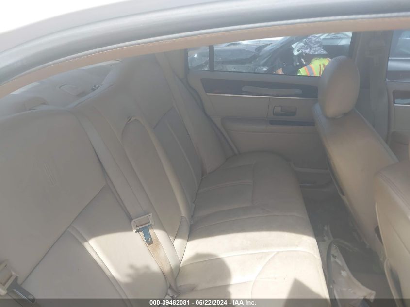 2008 Lincoln Town Car Signature Limited VIN: 2LNHM82V08X637025 Lot: 39482081