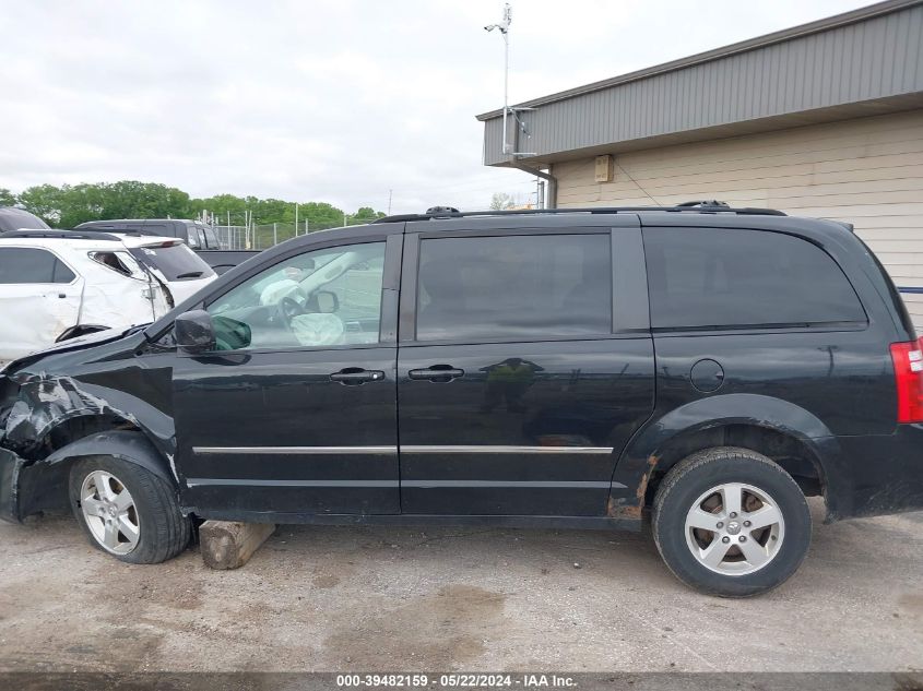 2010 Dodge Grand Caravan Sxt VIN: 2D4RN5D12AR118621 Lot: 39482159