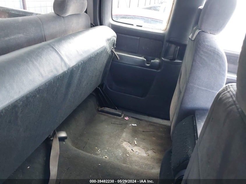 2001 Chevrolet Silverado 1500 Ls VIN: 2GCEK19T711387591 Lot: 39482230