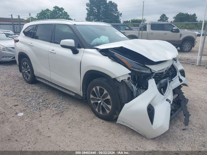 2021 Toyota Highlander Xle VIN: 5TDGZRAH1MS077976 Lot: 39482440