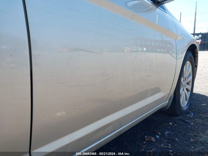 2013 Chrysler 200 Limited VIN: 1C3CCBCG2DN754636 Lot: 39482465