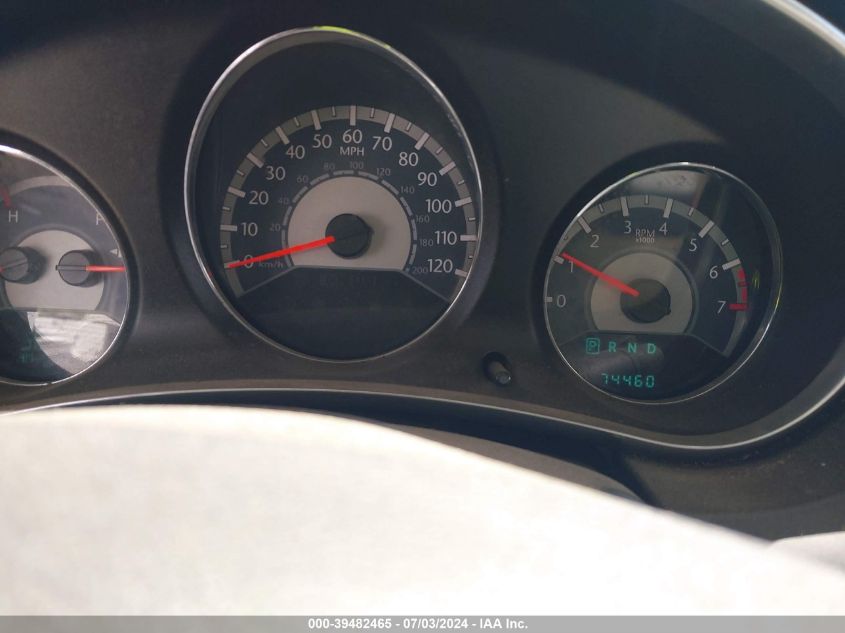 2013 Chrysler 200 Limited VIN: 1C3CCBCG2DN754636 Lot: 39482465