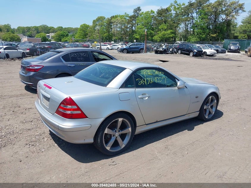 2003 Mercedes-Benz Slk 320 VIN: WDBKK65F03F273684 Lot: 39482485