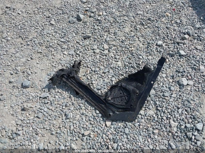 2010 Toyota Highlander Limited V6 VIN: 5TDYK3EH0AS022821 Lot: 39482486