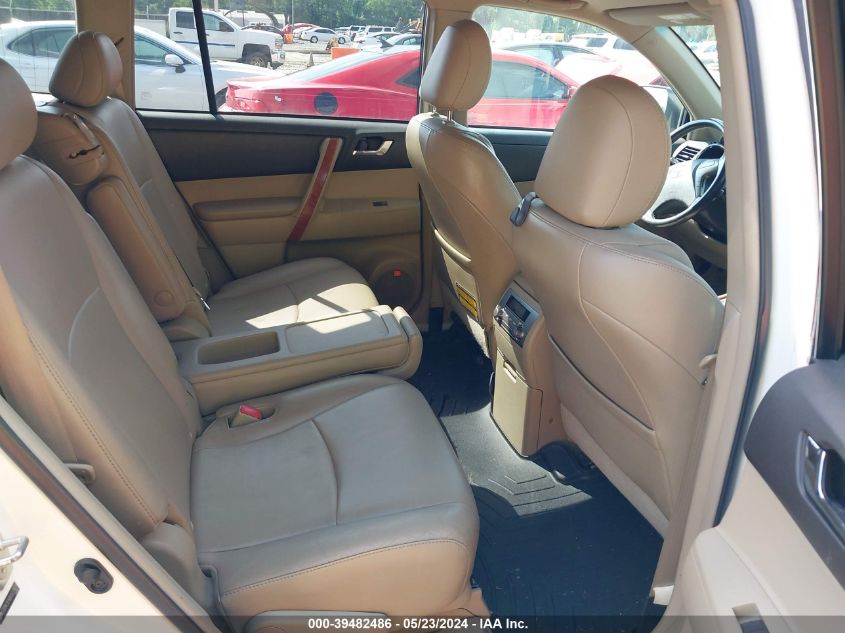 2010 Toyota Highlander Limited V6 VIN: 5TDYK3EH0AS022821 Lot: 39482486