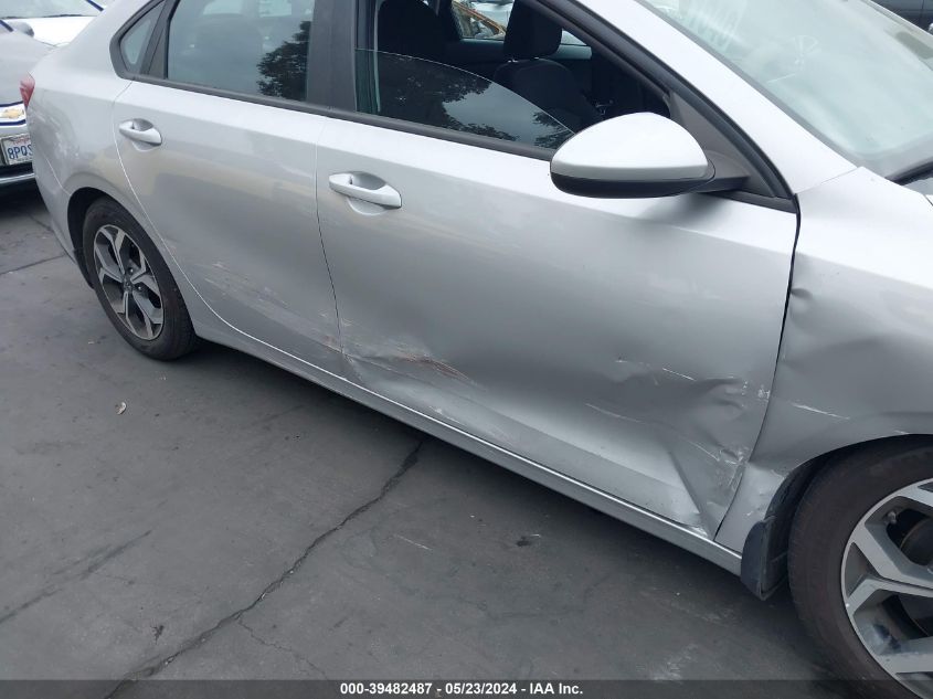 2020 Kia Forte Lxs VIN: 3KPF24AD9LE242794 Lot: 39482487