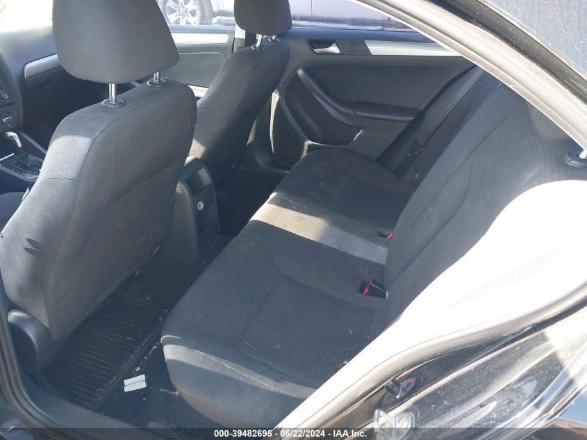 2015 Volkswagen Jetta 1.8T Se VIN: 3VWD17AJ0FM241655 Lot: 39482695