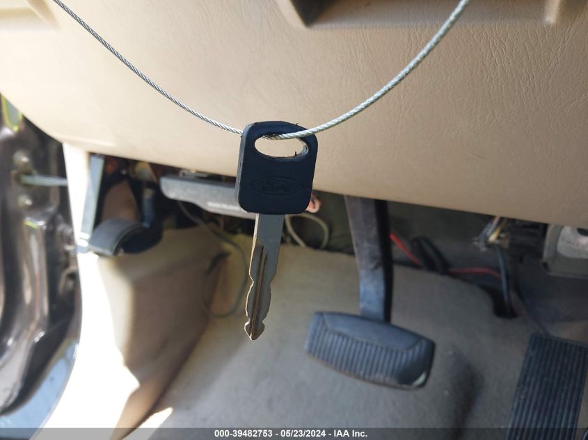 2006 Ford F-350 Lariat/Xl/Xlt VIN: 1FTWW32P26EA90039 Lot: 39482753