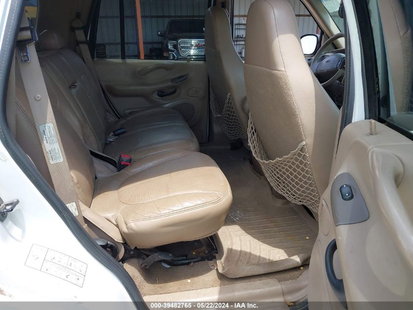 1998 Ford Expedition Eddie Bauer/Xlt VIN: 1FMPU18L4WLA78470 Lot: 39482765