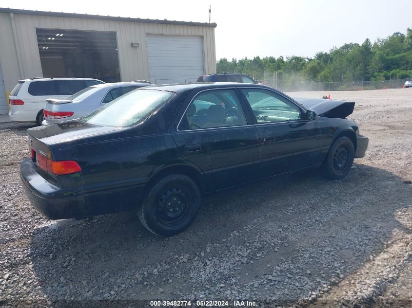 2000 Toyota Camry Le VIN: 4T1BG22K6YU980431 Lot: 39482774