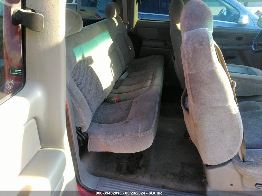 2000 Chevrolet Silverado 1500 Ls VIN: 2GCEK19T3Y1126243 Lot: 39482813